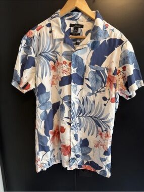 Marc Anthony White Short-Sleeve Button-Up with Blue & Coral Floral Print